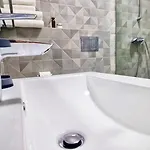 Faby- By The -green Land Residences *